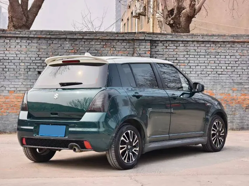 2016 Suzuki Swift 1.5L 103HP L4 4AT,autocango,china used car exporter,china ev exporter,chinese used car exporter,chinese used ev exporter