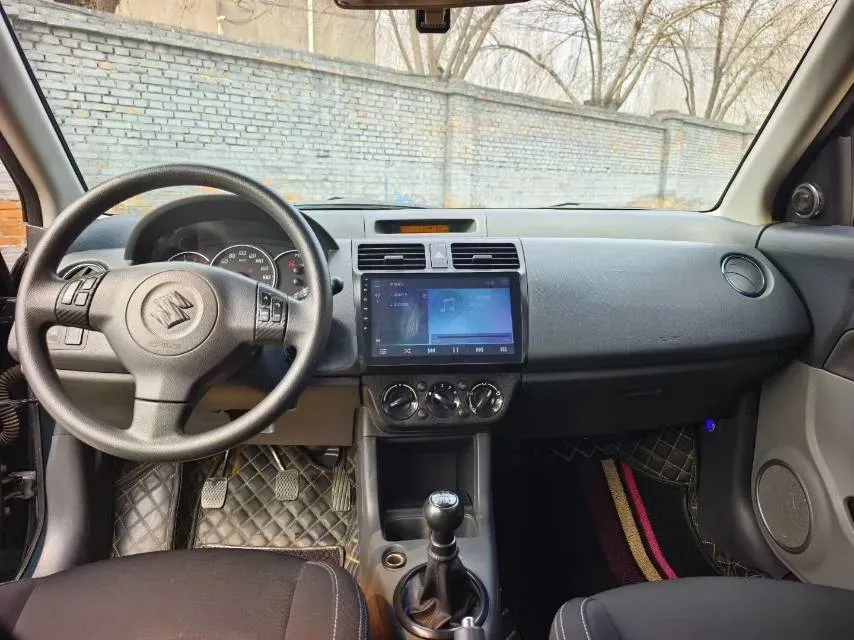 2016 Suzuki Swift 1.5L 103HP L4 4AT,autocango,china used car exporter,china ev exporter,chinese used car exporter,chinese used ev exporter