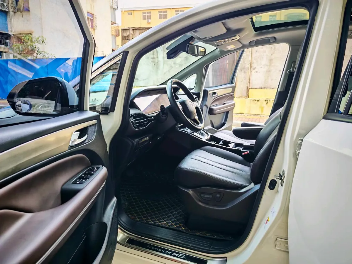 2021 GAC Trumpchi M6 1.5T 169HP L4 7DCT,autocango,china used car exporter,china ev exporter,chinese used car exporter,chinese used ev exporter