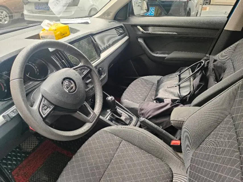 2020 Skoda Kamiq 1.5L 112HP L4 6AT,autocango,china used car exporter,china ev exporter,chinese used car exporter,chinese used ev exporter