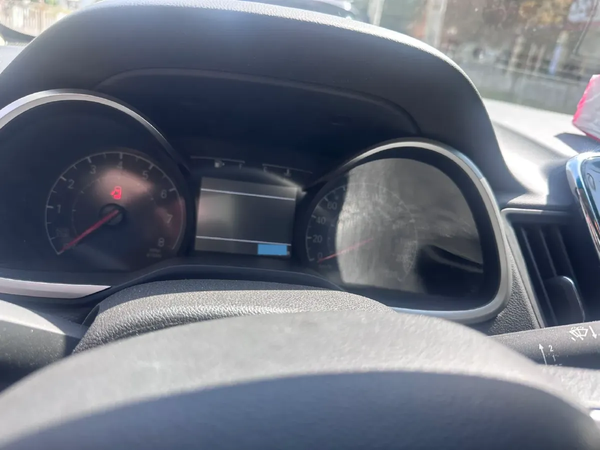 2020 Chevrolet Monza 1.0T 125HP L3 6DCT,autocango,china used car exporter,china ev exporter,chinese used car exporter,chinese used ev exporter