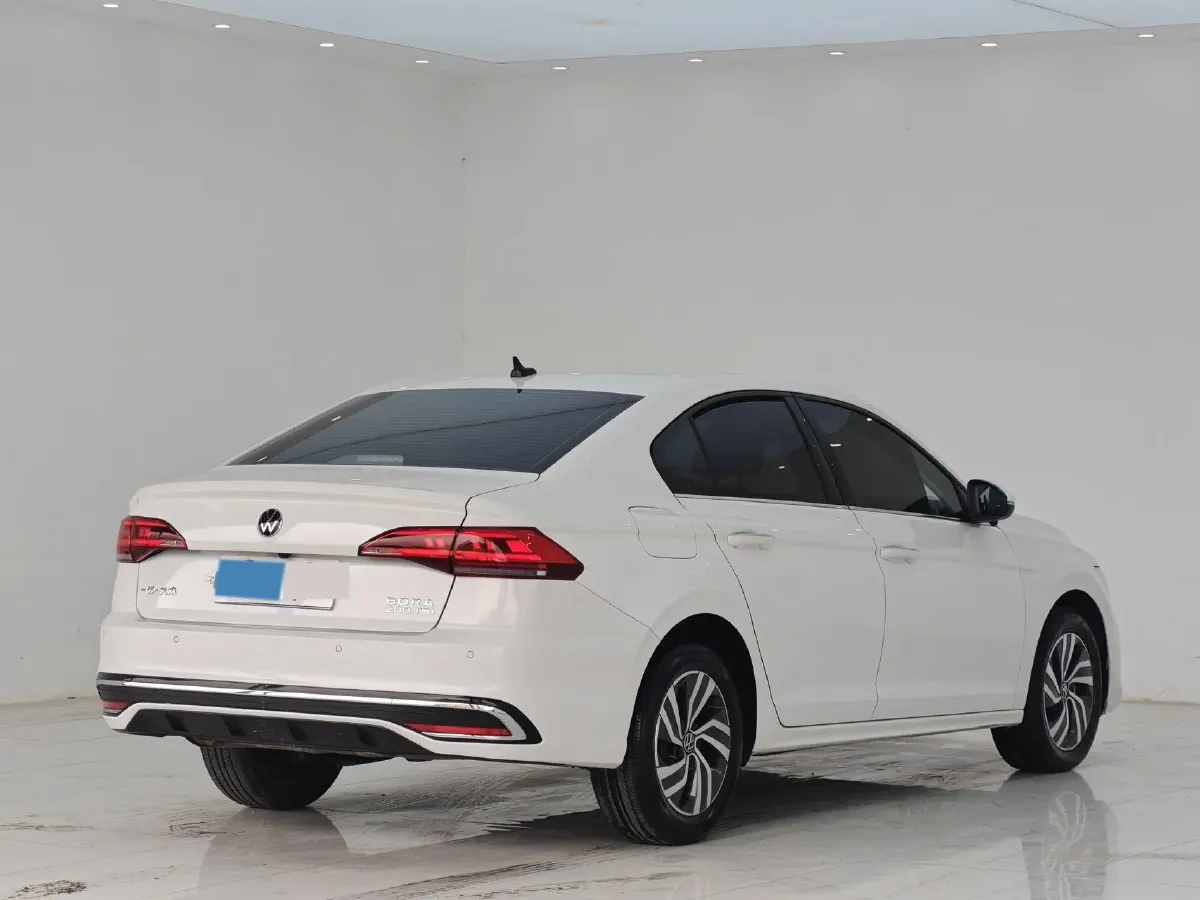 2023 Volkswagen Bora 1.2T 116HP L4 7DCT,autocango,china used car exporter,china ev exporter,chinese used car exporter,chinese used ev exporter