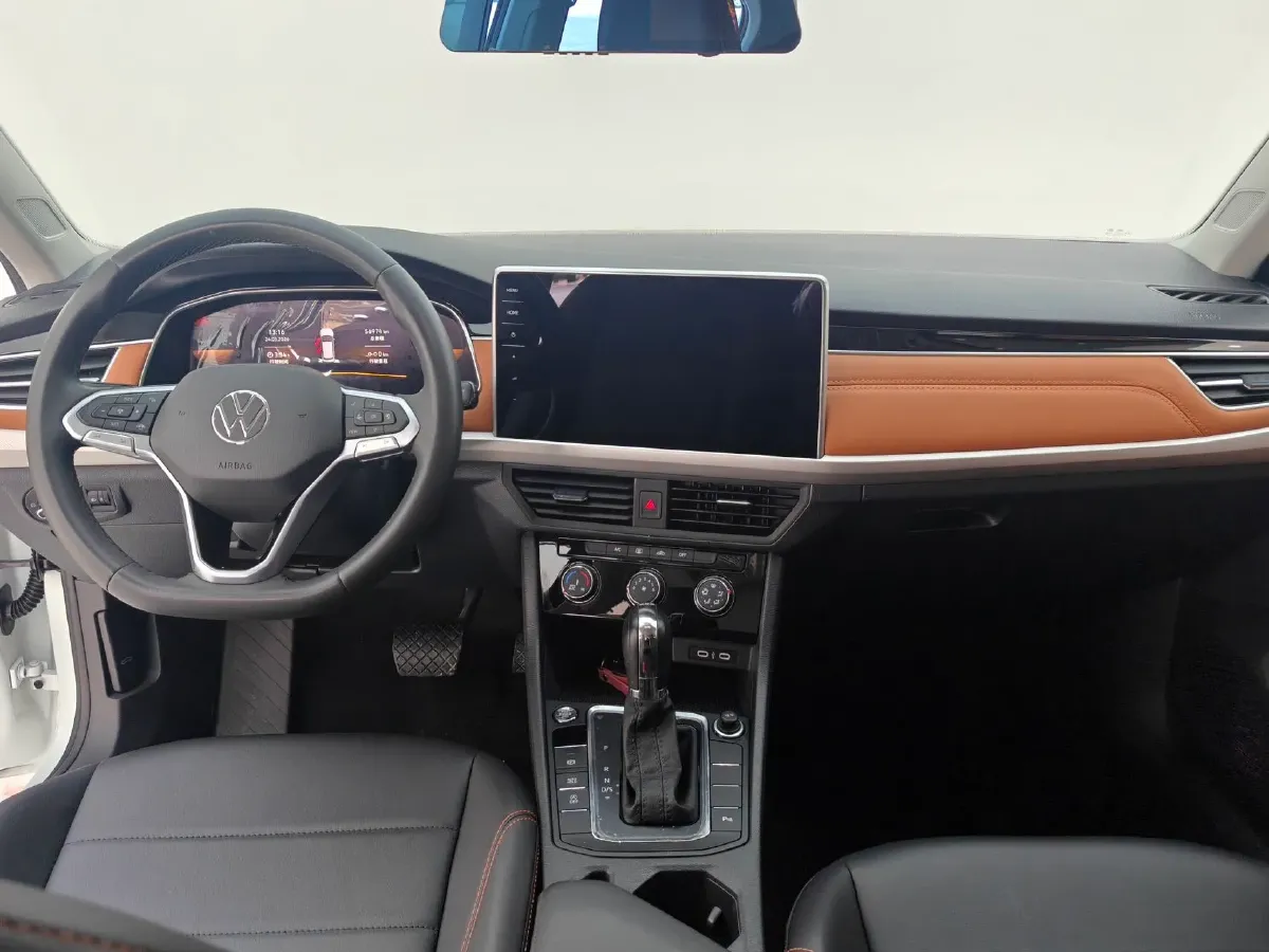 2023 Volkswagen Bora 1.2T 116HP L4 7DCT,autocango,china used car exporter,china ev exporter,chinese used car exporter,chinese used ev exporter