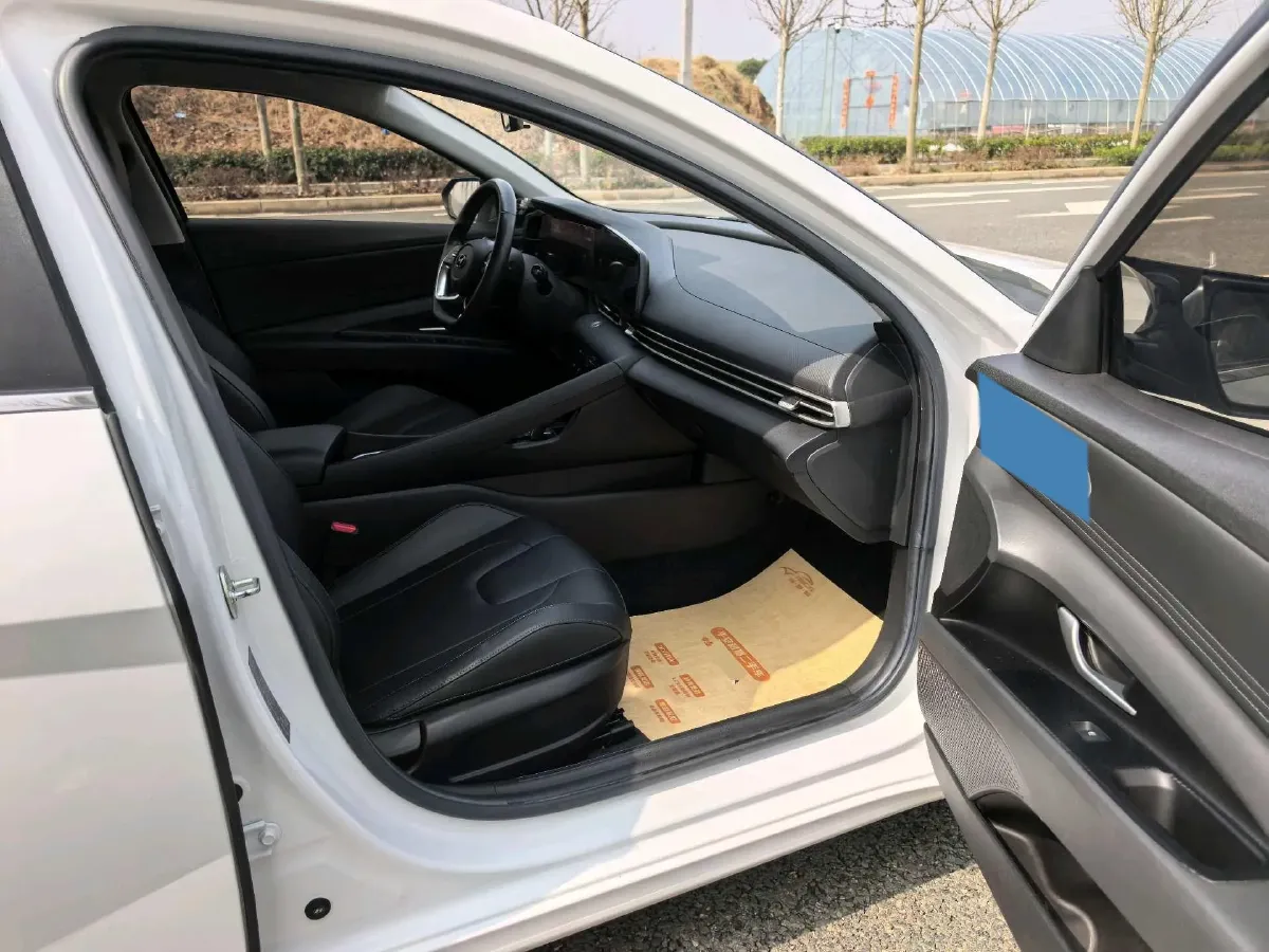 2021 Hyundai Elantra 1.5L 115HP L4 CVT,autocango,china used car exporter,china ev exporter,chinese used car exporter,chinese used ev exporter
