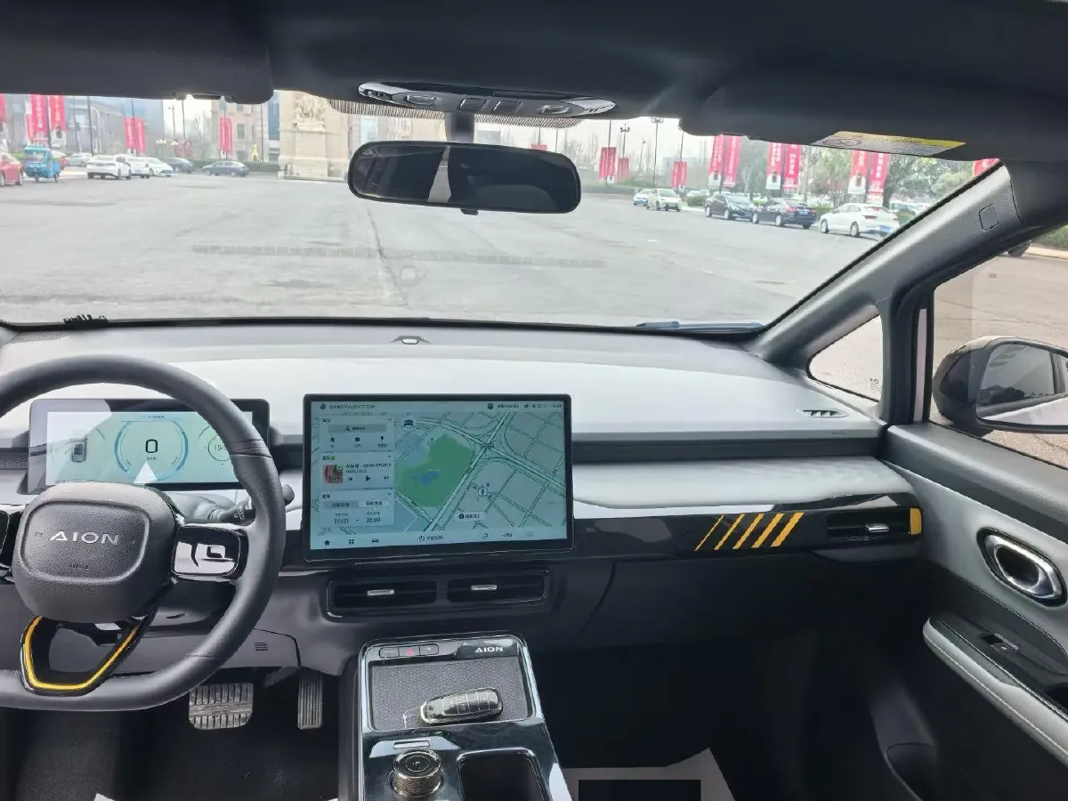 2022 Geely Okavango 1.8T 184HP L4 7DCT,autocango,china used car exporter,china ev exporter,chinese used car exporter,chinese used ev exporter