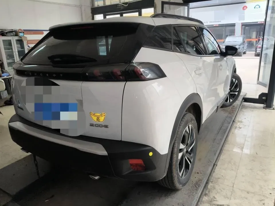 2022 Peugeot 2008 1.2T 136HP L3 6DCT,autocango,china used car exporter,china ev exporter,chinese used car exporter,chinese used ev exporter