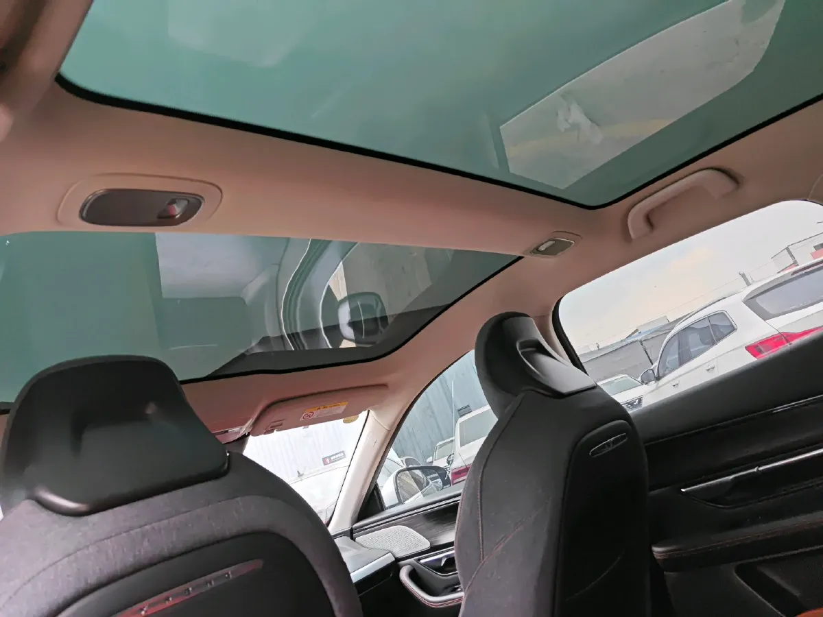 2022 Xpeng P7 BEV 60.2KWH,autocango,china used car exporter,china ev exporter,chinese used car exporter,chinese used ev exporter