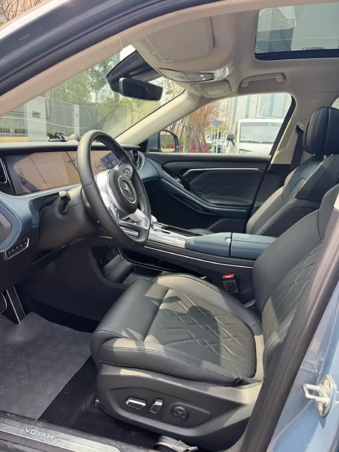 2022 Voyah FREE BEV 106KWH,autocango,china used car exporter,china ev exporter,chinese used car exporter,chinese used ev exporter