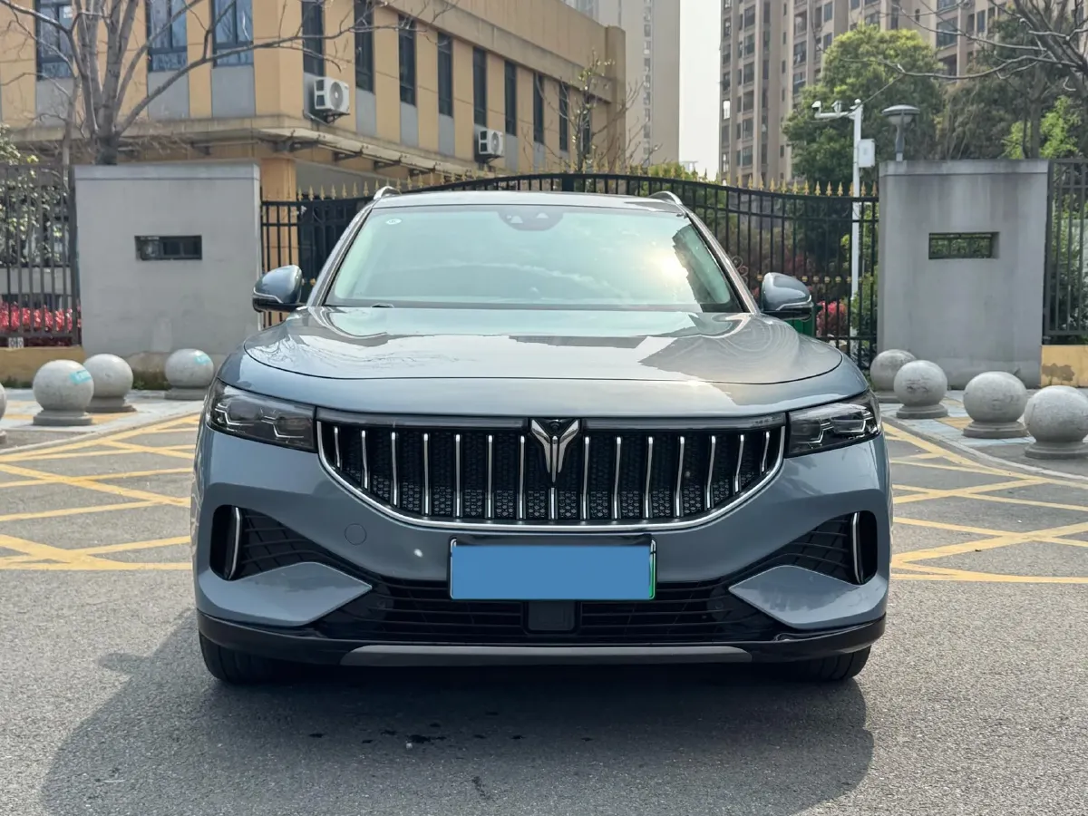 2022 Voyah FREE BEV 106KWH,autocango,china used car exporter,china ev exporter,chinese used car exporter,chinese used ev exporter
