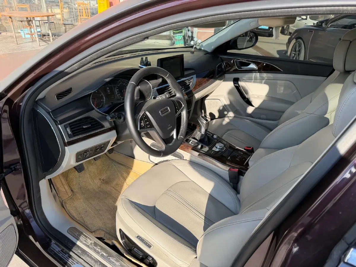 2018 Zotye Z700 1.8T 177HP L4 5MT,autocango,china used car exporter,china ev exporter,chinese used car exporter,chinese used ev exporter