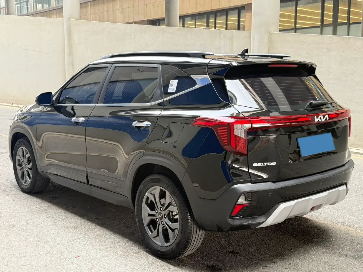 2023 Kia Seltos 1.5L 115HP L4 CVT,autocango,china used car exporter,china ev exporter,chinese used car exporter,chinese used ev exporter