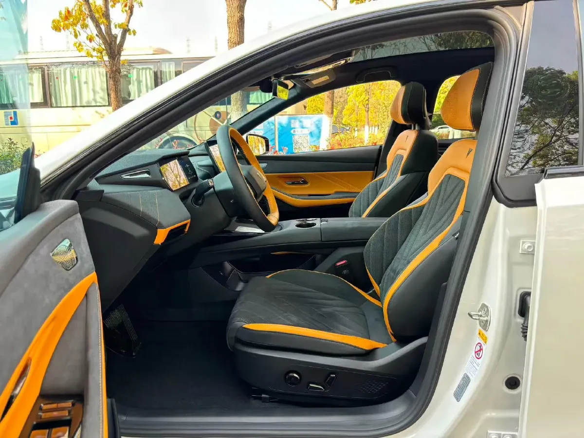 2025 Deepal SL03 1.5L 95HP L4 REEV 28.39KWH,autocango,china used car exporter,china ev exporter,chinese used car exporter,chinese used ev exporter