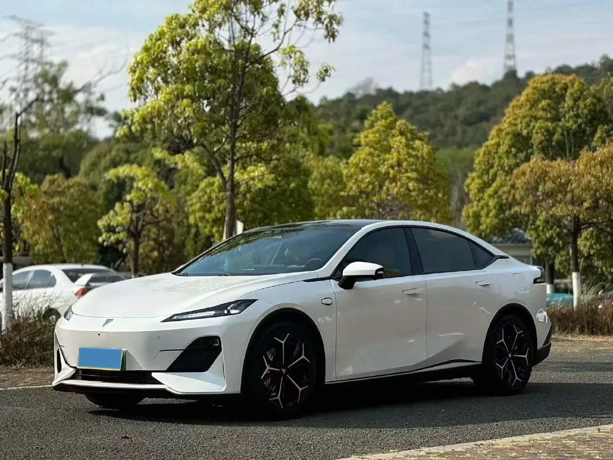 2025 Deepal SL03 1.5L 95HP L4 REEV 28.39KWH,autocango,china used car exporter,china ev exporter,chinese used car exporter,chinese used ev exporter