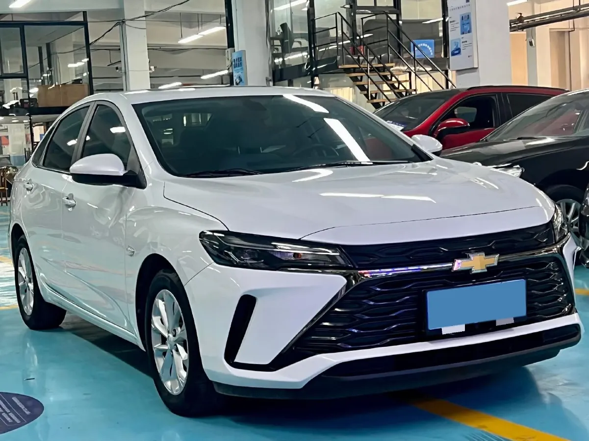 2024 Chevrolet Monza 1.5L 113HP L4 6DCT,autocango,china used car exporter,china ev exporter,chinese used car exporter,chinese used ev exporter