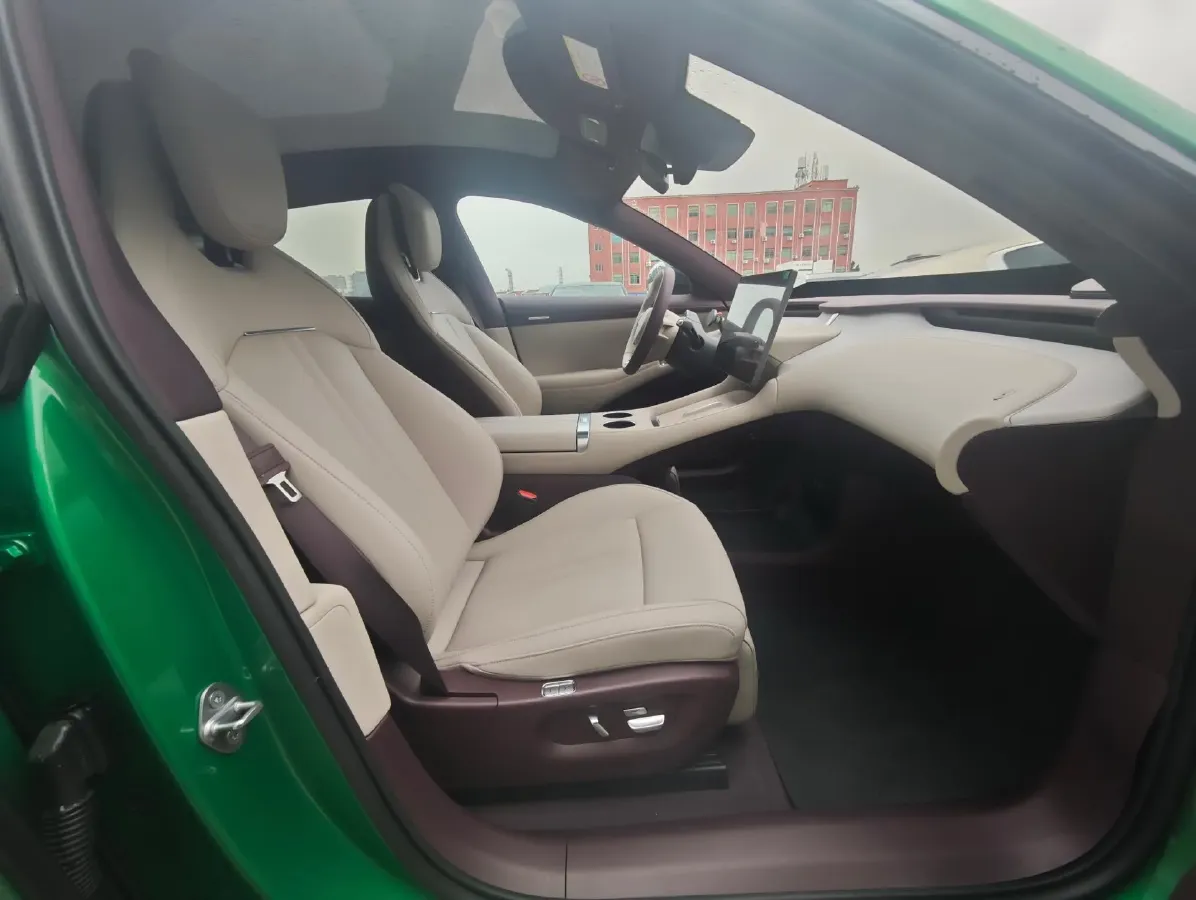 2025 MI YU7 BEV 96.3KWH,autocango,china used car exporter,china ev exporter,chinese used car exporter,chinese used ev exporter