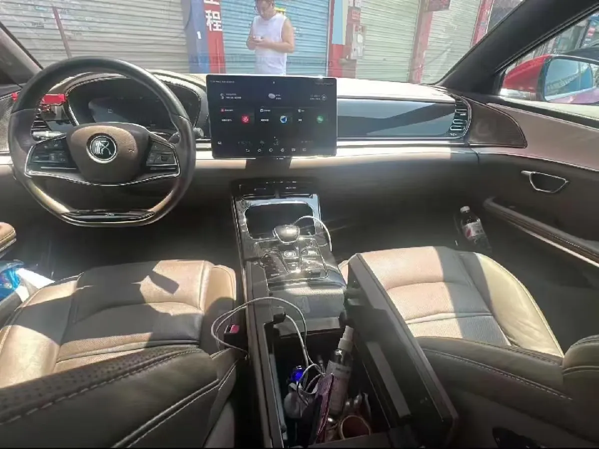 2022 Volkswagen Tiguan L 2.0T 186HP L4 7DCT,autocango,china used car exporter,china ev exporter,chinese used car exporter,chinese used ev exporter