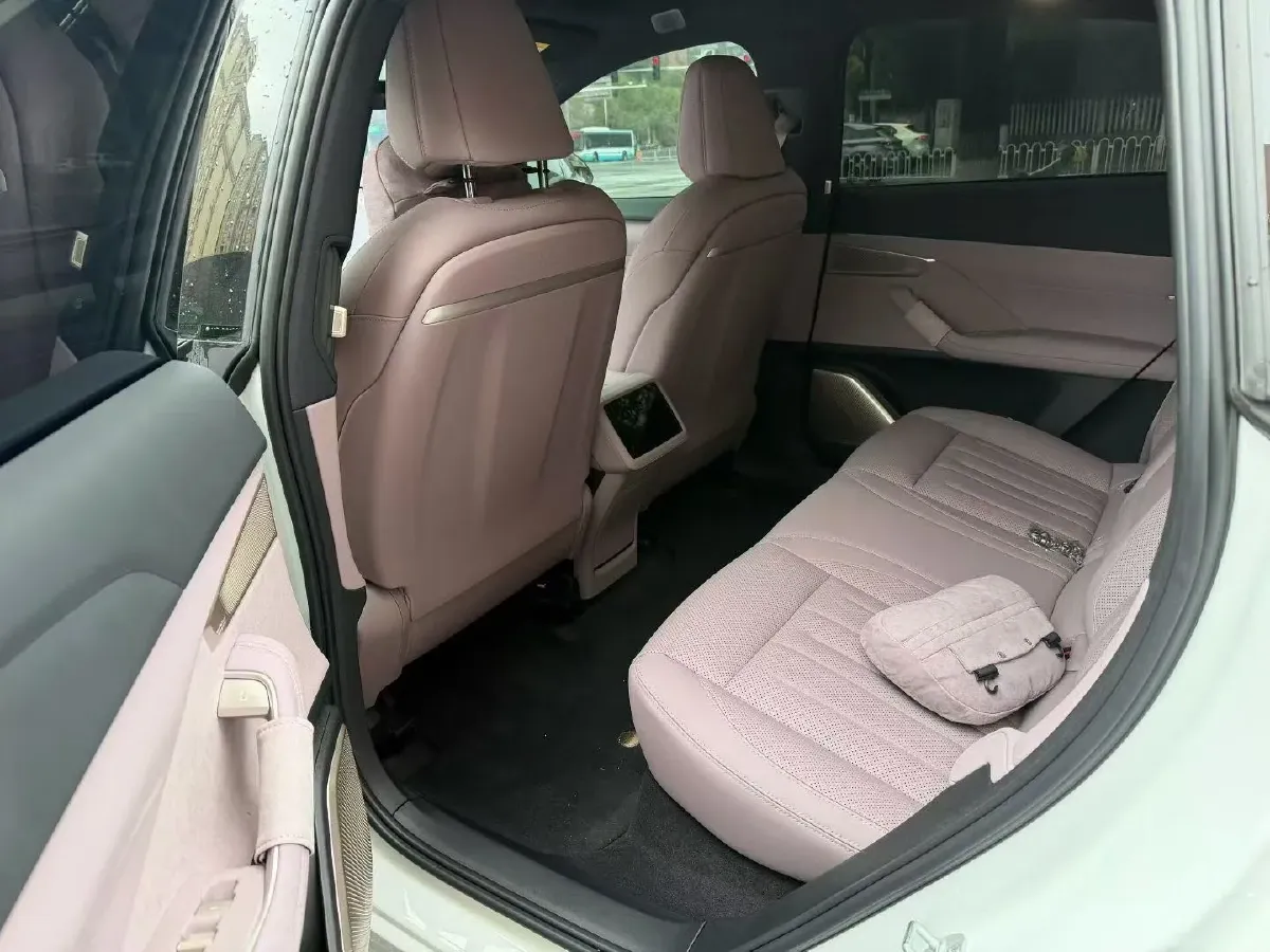 2024 ONVO L60 BEV 60KWH,autocango,china used car exporter,china ev exporter,chinese used car exporter,chinese used ev exporter