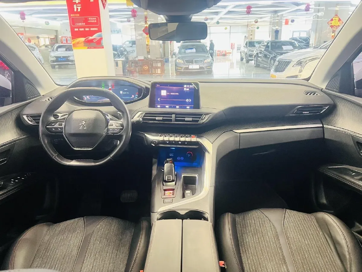 2017 Peugeot 5008 1.6T 167HP L4 6AT,autocango,china used car exporter,china ev exporter,chinese used car exporter,chinese used ev exporter