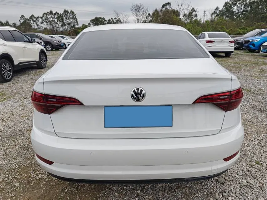 2019 Jeep Renegade 1.3T 173HP L4 7DCT,autocango,china used car exporter,china ev exporter,chinese used car exporter,chinese used ev exporter