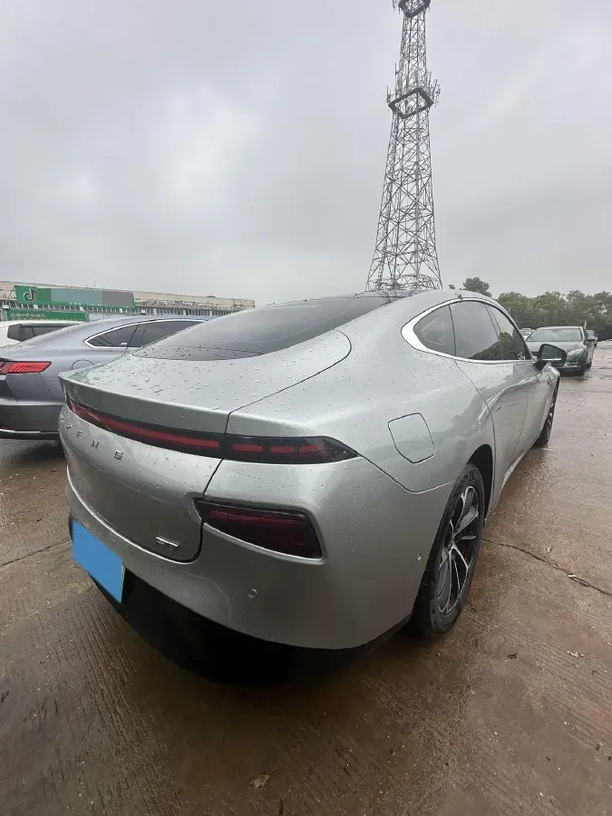 2022 Xpeng P7 BEV 60.2KWH,autocango,china used car exporter,china ev exporter,chinese used car exporter,chinese used ev exporter