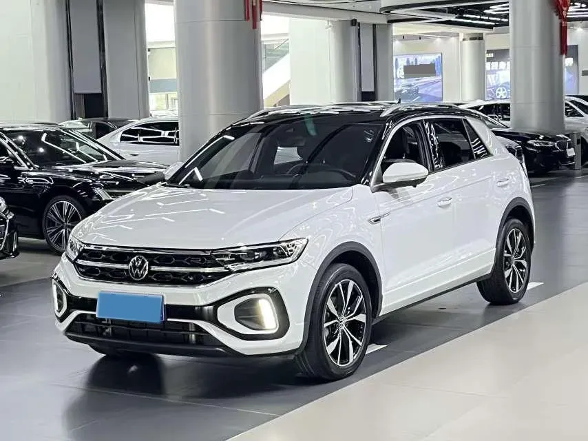 2023 Volkswagen T-Roc 1.5T 160HP L4 7DCT,autocango,china used car exporter,china ev exporter,chinese used car exporter,chinese used ev exporter