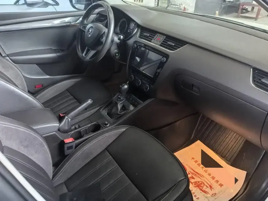 2018 Skoda Octavia 1.4T 150HP L4 7DCT,autocango,china used car exporter,china ev exporter,chinese used car exporter,chinese used ev exporter