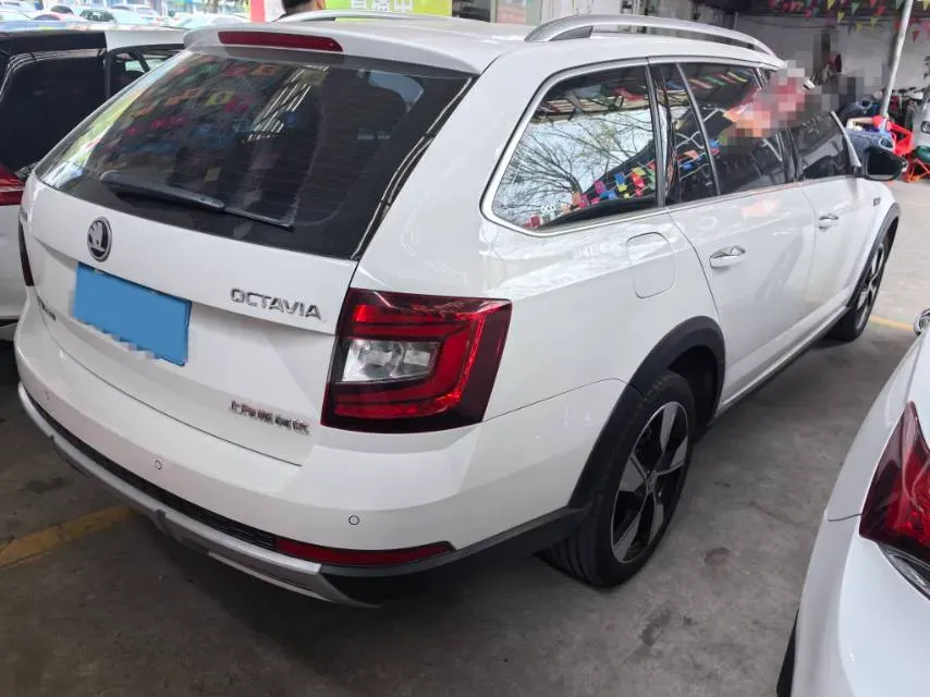 2018 Skoda Octavia 1.4T 150HP L4 7DCT,autocango,china used car exporter,china ev exporter,chinese used car exporter,chinese used ev exporter