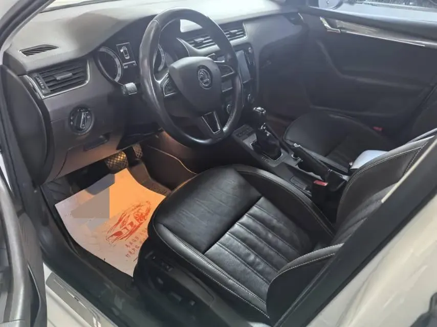 2018 Skoda Octavia 1.4T 150HP L4 7DCT,autocango,china used car exporter,china ev exporter,chinese used car exporter,chinese used ev exporter