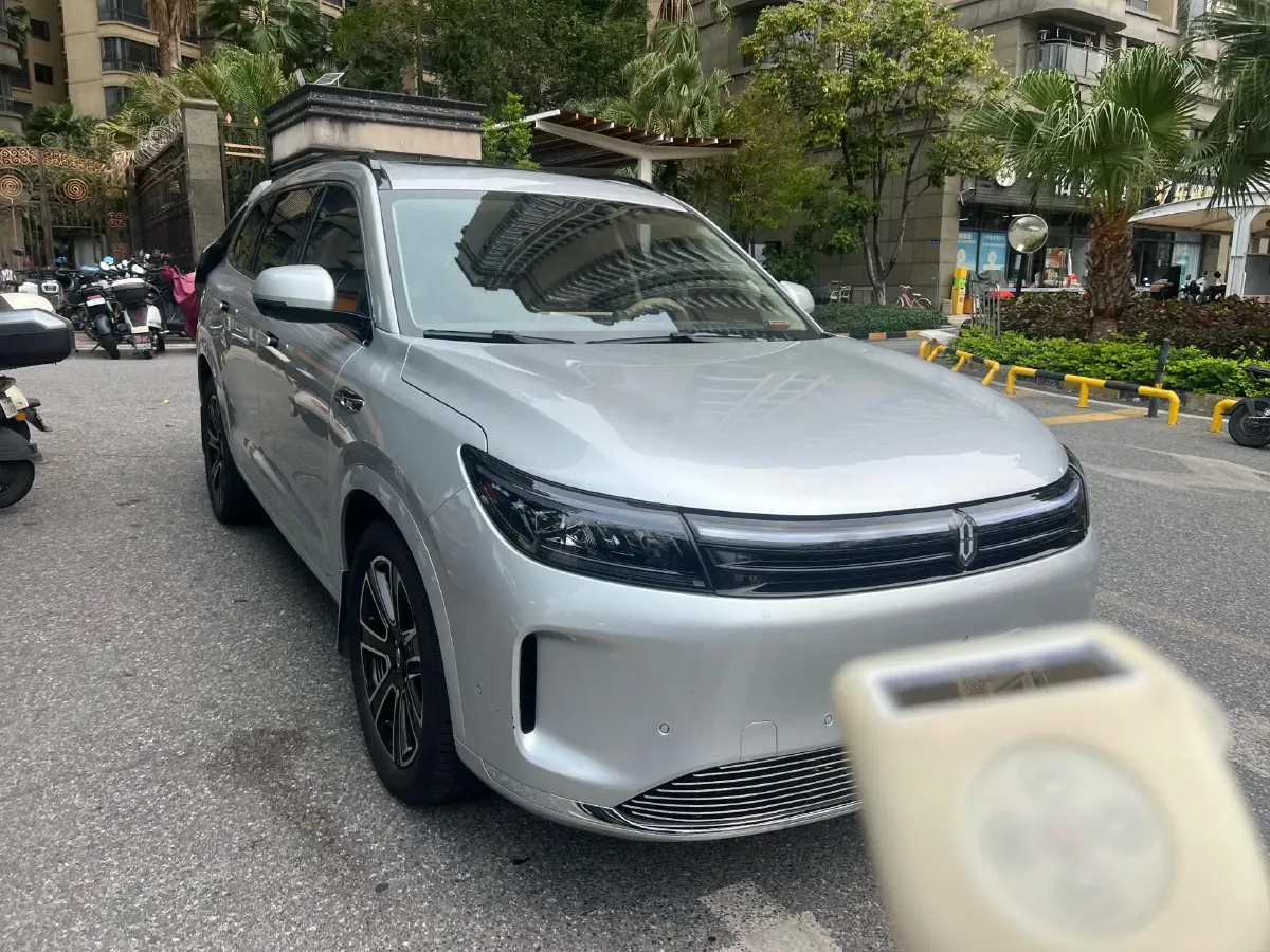 2024 AITO AITO M7 1.5T 152HP L4 REEV 40KWH,autocango,china used car exporter,china ev exporter,chinese used car exporter,chinese used ev exporter