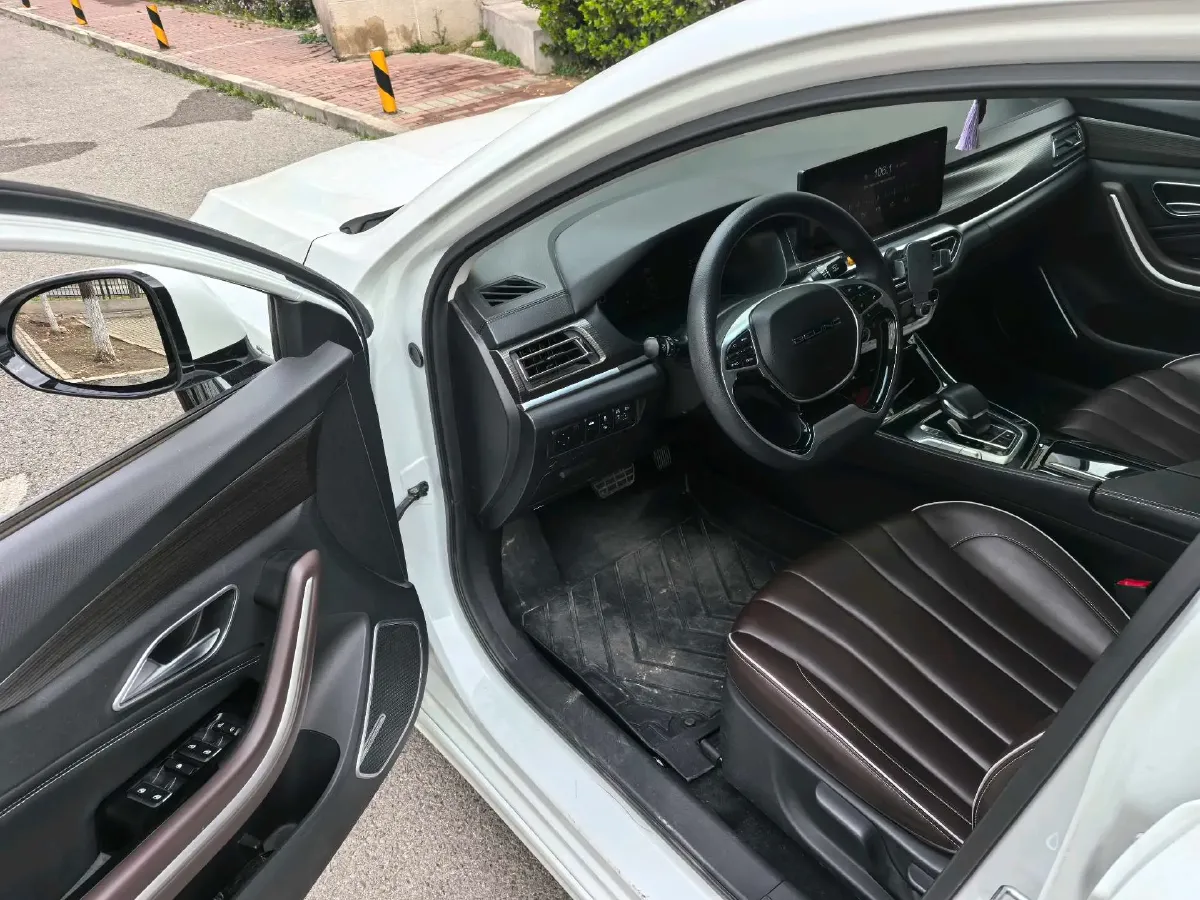 2019 BeiJing Auto EU7 BEV 60.225KWH,autocango,china used car exporter,china ev exporter,chinese used car exporter,chinese used ev exporter