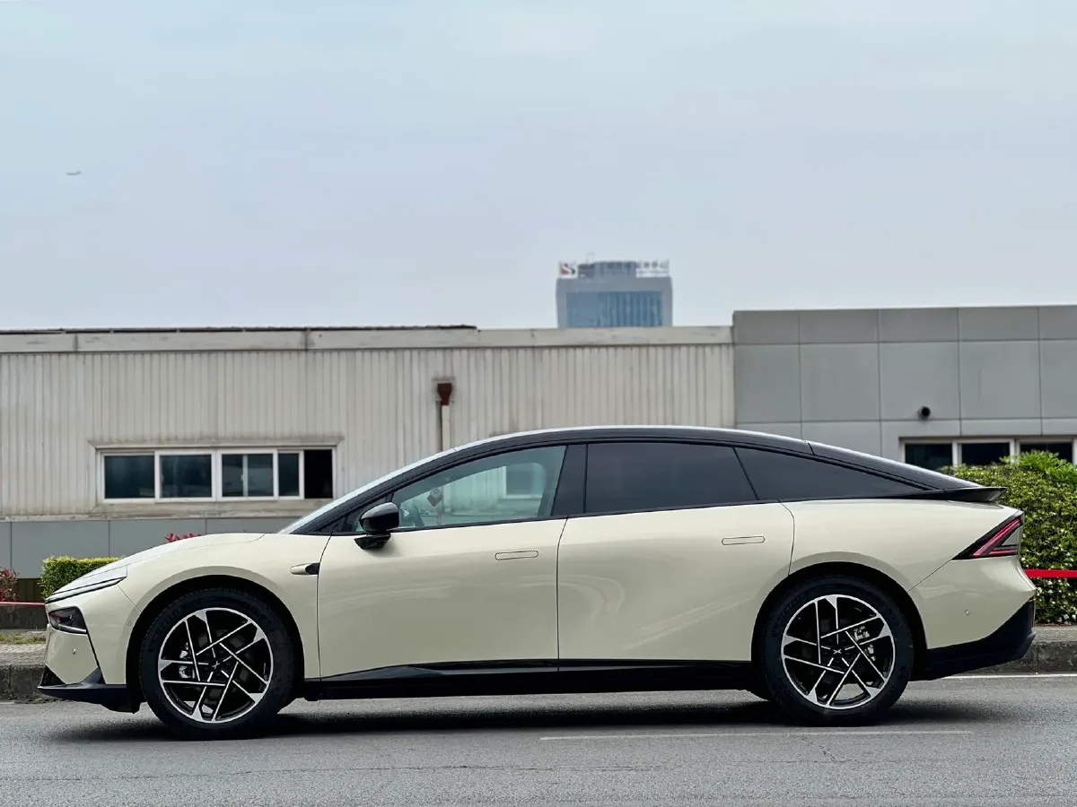 2024 Xpeng P7+ BEV 60.7KWH,autocango,china used car exporter,china ev exporter,chinese used car exporter,chinese used ev exporter