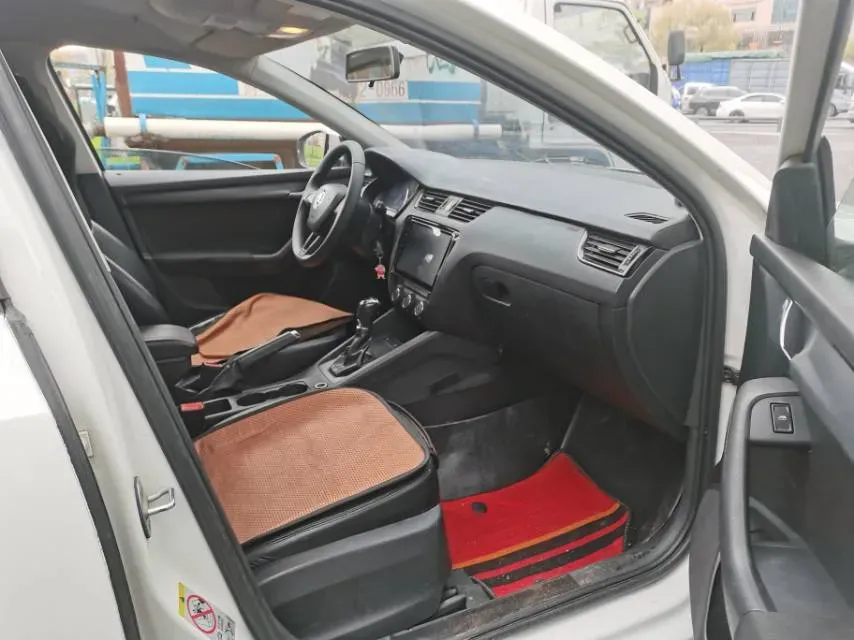 2018 Skoda Octavia 1.6L 110HP L4 6AT,autocango,china used car exporter,china ev exporter,chinese used car exporter,chinese used ev exporter