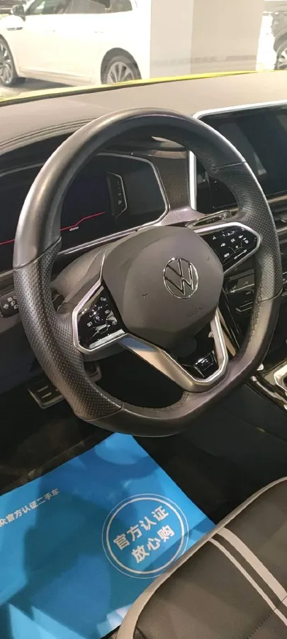 2023 Volkswagen T-Roc 1.5T 160HP L4 7DCT,autocango,china used car exporter,china ev exporter,chinese used car exporter,chinese used ev exporter