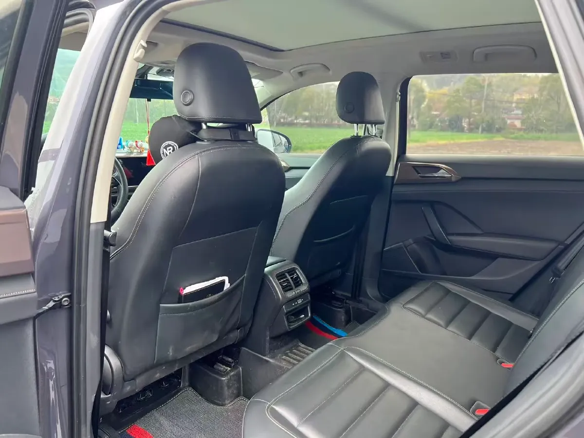 2020 Volkswagen Tharu 2.0T 186HP L4 7DCT,autocango,china used car exporter,china ev exporter,chinese used car exporter,chinese used ev exporter