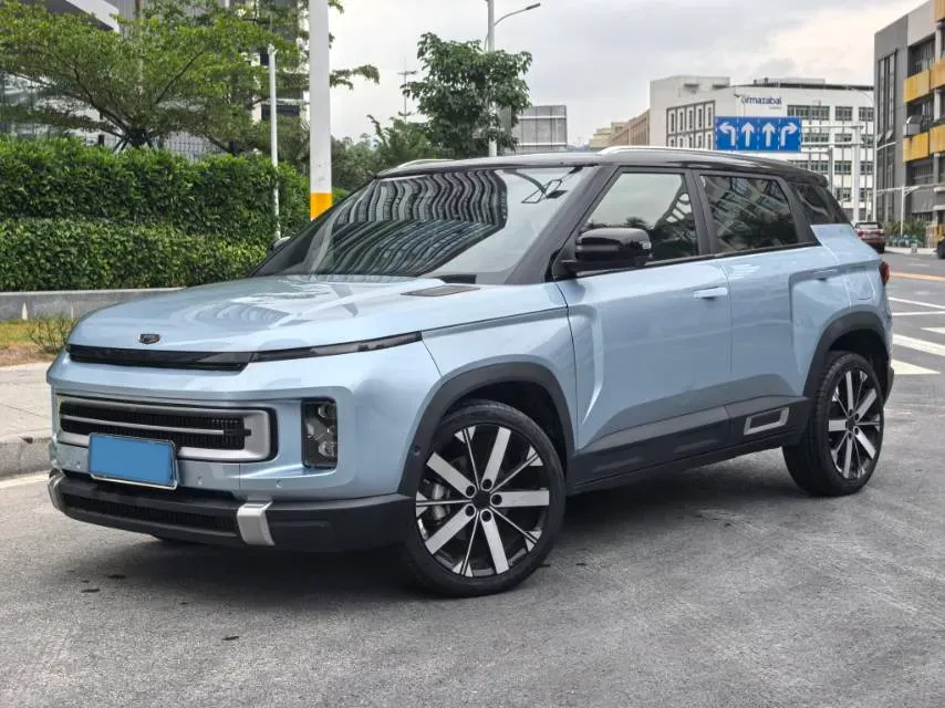 2023 Geely ICON 1.5T 181HP L4 7DCT,autocango,china used car exporter,china ev exporter,chinese used car exporter,chinese used ev exporter