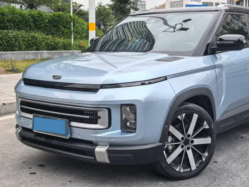 2023 Geely ICON 1.5T 181HP L4 7DCT,autocango,china used car exporter,china ev exporter,chinese used car exporter,chinese used ev exporter