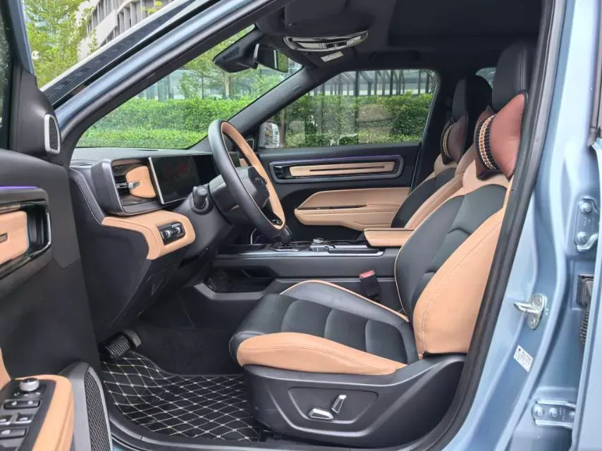 2023 Geely ICON 1.5T 181HP L4 7DCT,autocango,china used car exporter,china ev exporter,chinese used car exporter,chinese used ev exporter