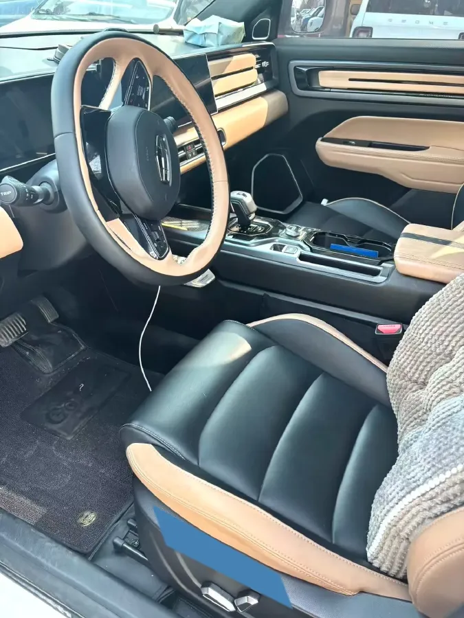 2023 Geely ICON 1.5T 181HP L4 7DCT,autocango,china used car exporter,china ev exporter,chinese used car exporter,chinese used ev exporter