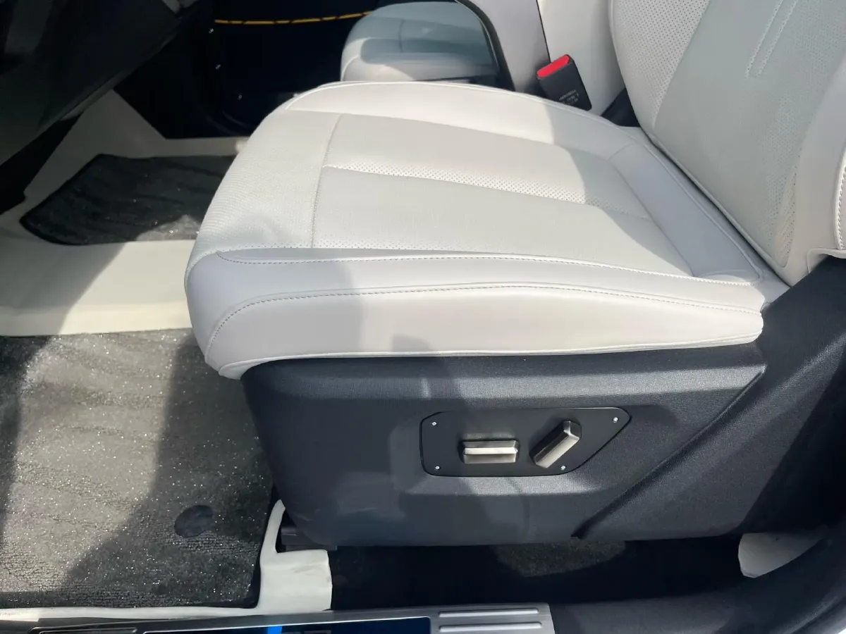 2025 iCAR iCAR Super V23 BEV 81.76KWH,autocango,china used car exporter,china ev exporter,chinese used car exporter,chinese used ev exporter