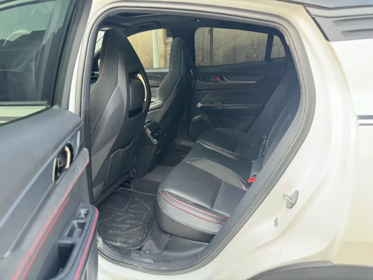 2020 LYNK&CO 05 2.0T 254HP L4 8AT,autocango,china used car exporter,china ev exporter,chinese used car exporter,chinese used ev exporter