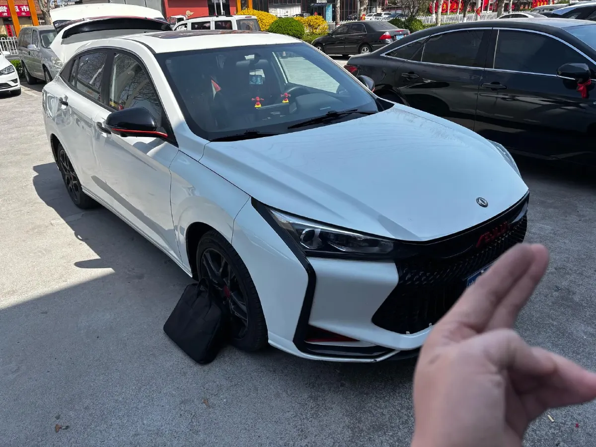 2021 DongFeng Aeolus YiXuan 1.5T 150HP L4 6DCT,autocango,china used car exporter,china ev exporter,chinese used car exporter,chinese used ev exporter