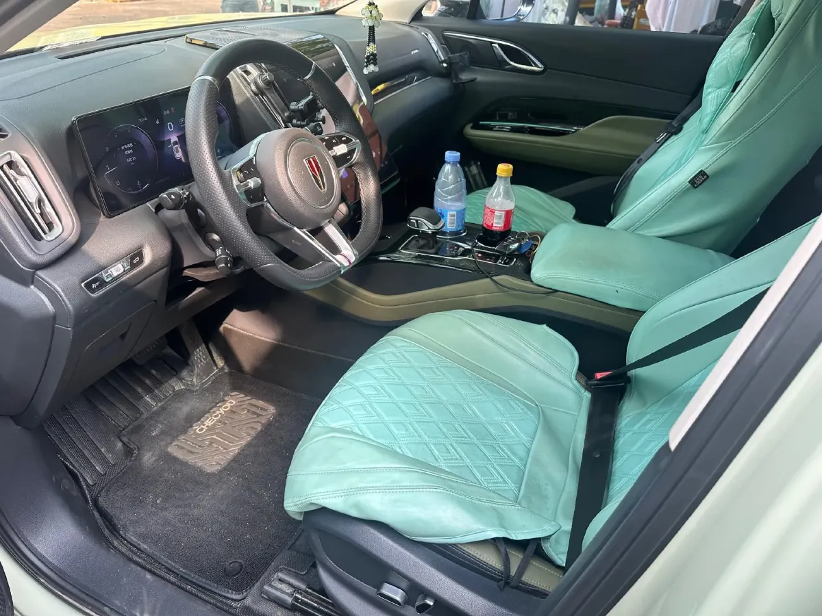 2023 HongQi HS3 1.5T 169HP L4 7DCT,autocango,china used car exporter,china ev exporter,chinese used car exporter,chinese used ev exporter