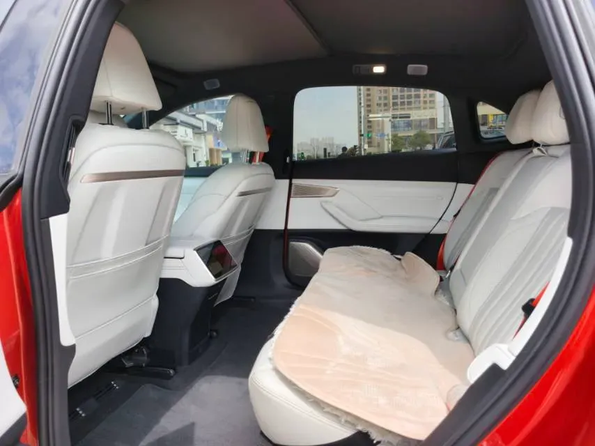 2024 IM L6 BEV 75KWH,autocango,china used car exporter,china ev exporter,chinese used car exporter,chinese used ev exporter