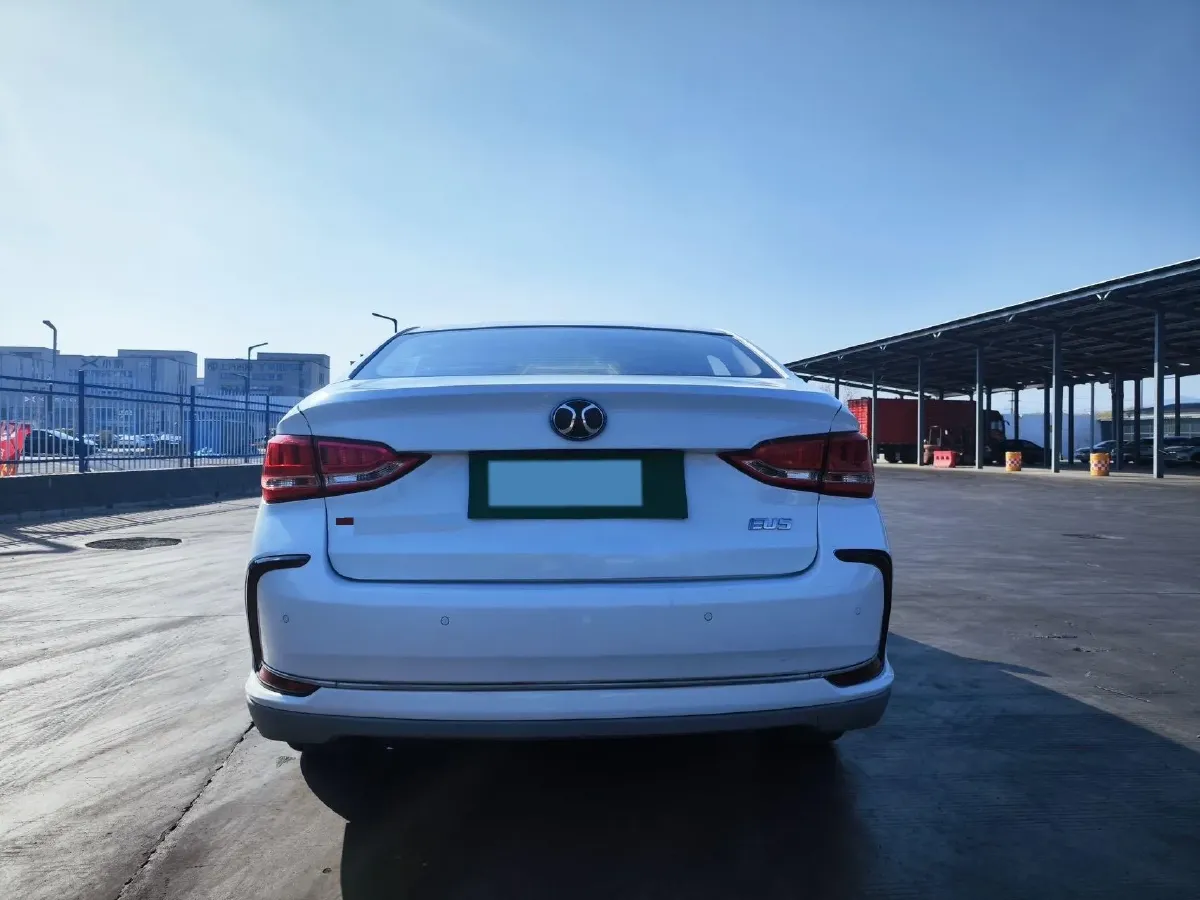 2018 BeiJing Auto EU5 BEV 53.66KWH,autocango,china used car exporter,china ev exporter,chinese used car exporter,chinese used ev exporter