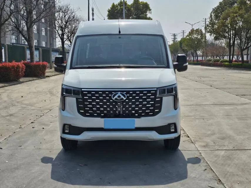 2023 DongFeng DFAC YuFeng 2.0T 136HP L4 6MT,autocango,china used car exporter,china ev exporter,chinese used car exporter,chinese used ev exporter