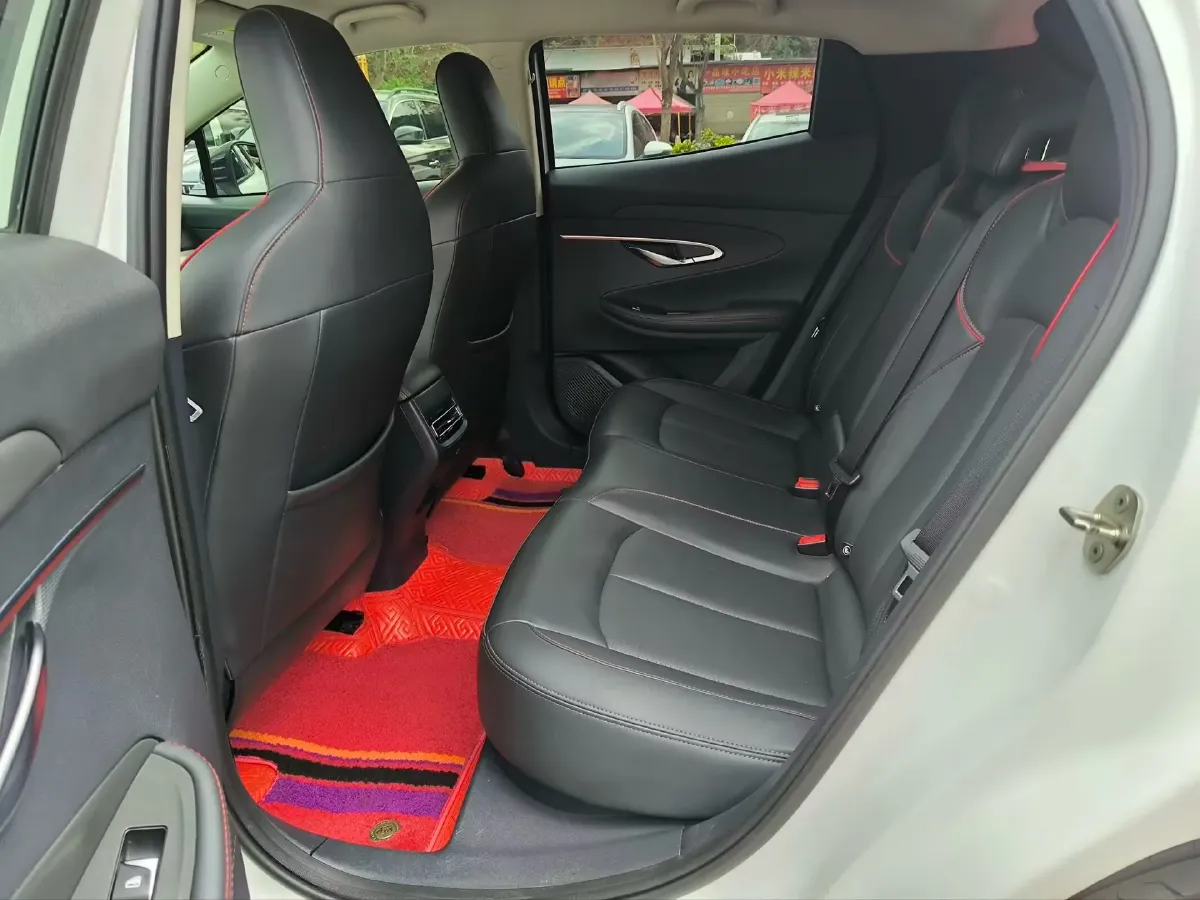 2020 ChangAn UNI-T 1.5T 180HP L4 7DCT,autocango,china used car exporter,china ev exporter,chinese used car exporter,chinese used ev exporter