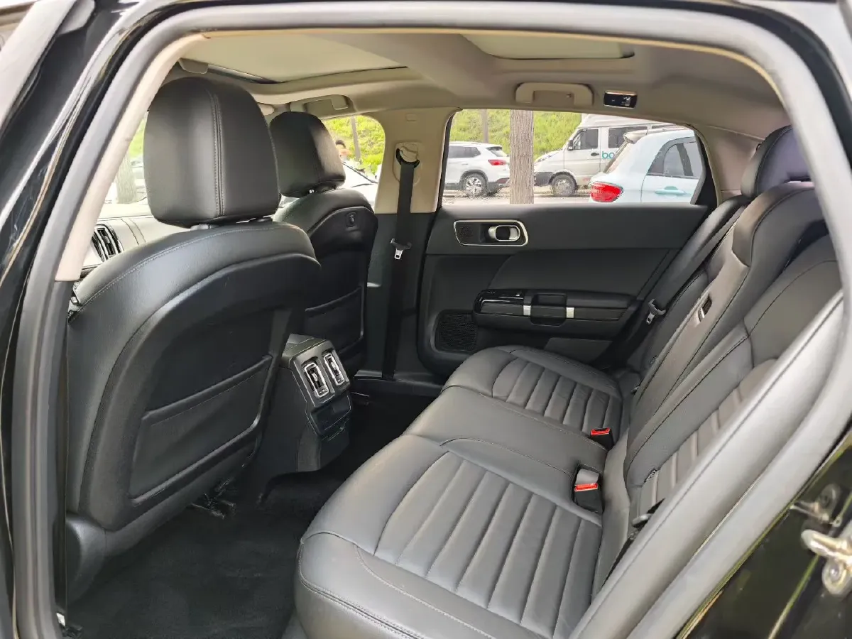 2018 Citroen C6 1.8T 204HP L4 6AT,autocango,china used car exporter,china ev exporter,chinese used car exporter,chinese used ev exporter