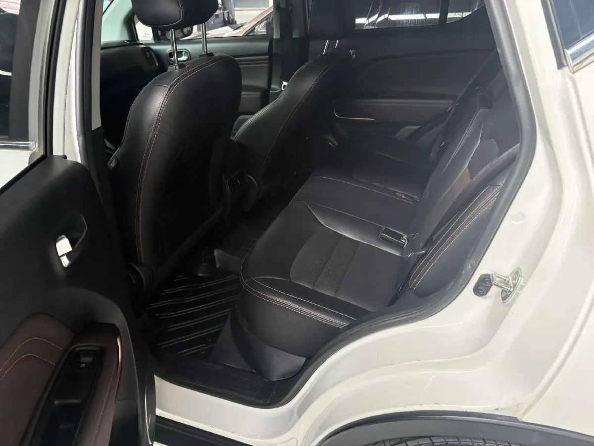 2017 GAC Trumpchi GS3 1.3T 137HP L4 6AT,autocango,china used car exporter,china ev exporter,chinese used car exporter,chinese used ev exporter