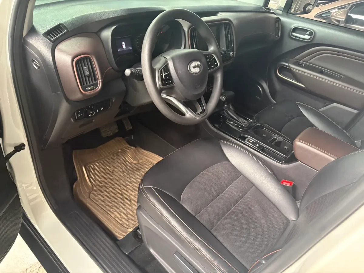 2017 GAC Trumpchi GS3 1.3T 137HP L4 6AT,autocango,china used car exporter,china ev exporter,chinese used car exporter,chinese used ev exporter