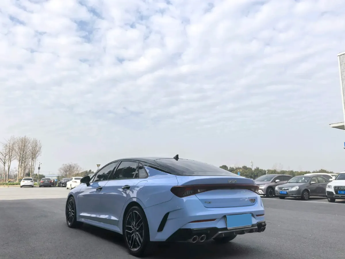 2021 Toyota Camry 2.0L 178HP L4 CVT,autocango,china used car exporter,china ev exporter,chinese used car exporter,chinese used ev exporter